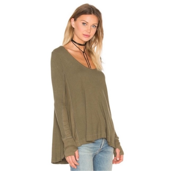 Free People Malibu Thermal Waffle Knit Long Sleeve Olive Thumbholes Medium - Picture 4 of 13